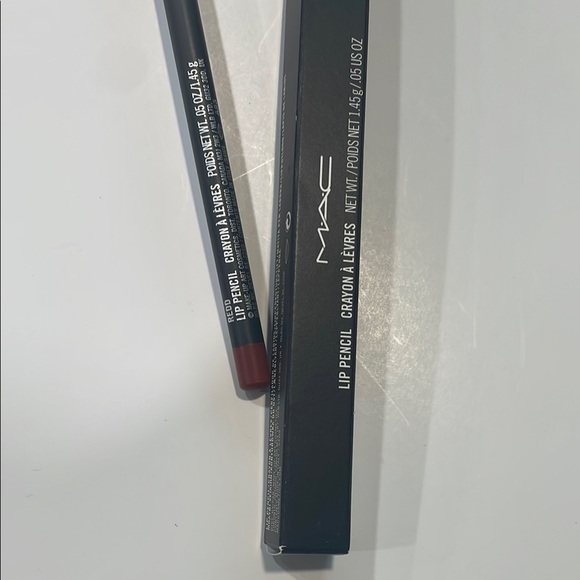 MAC Cosmetics Lip Pencil - Red - Picture 3 of 3